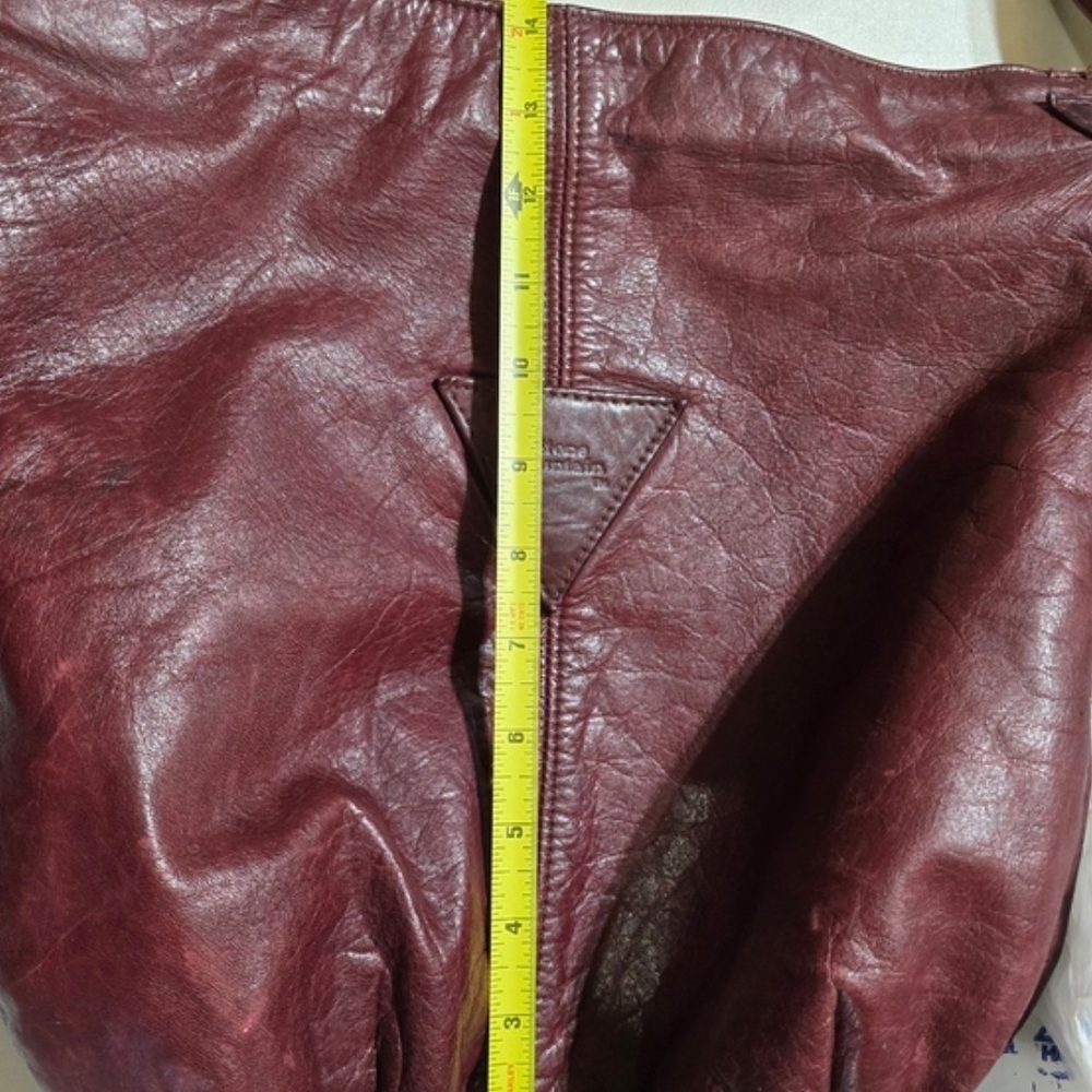 Elegant Burgundy Leather Shoulder Bag, 14x12x14 - Picture 8 of 13